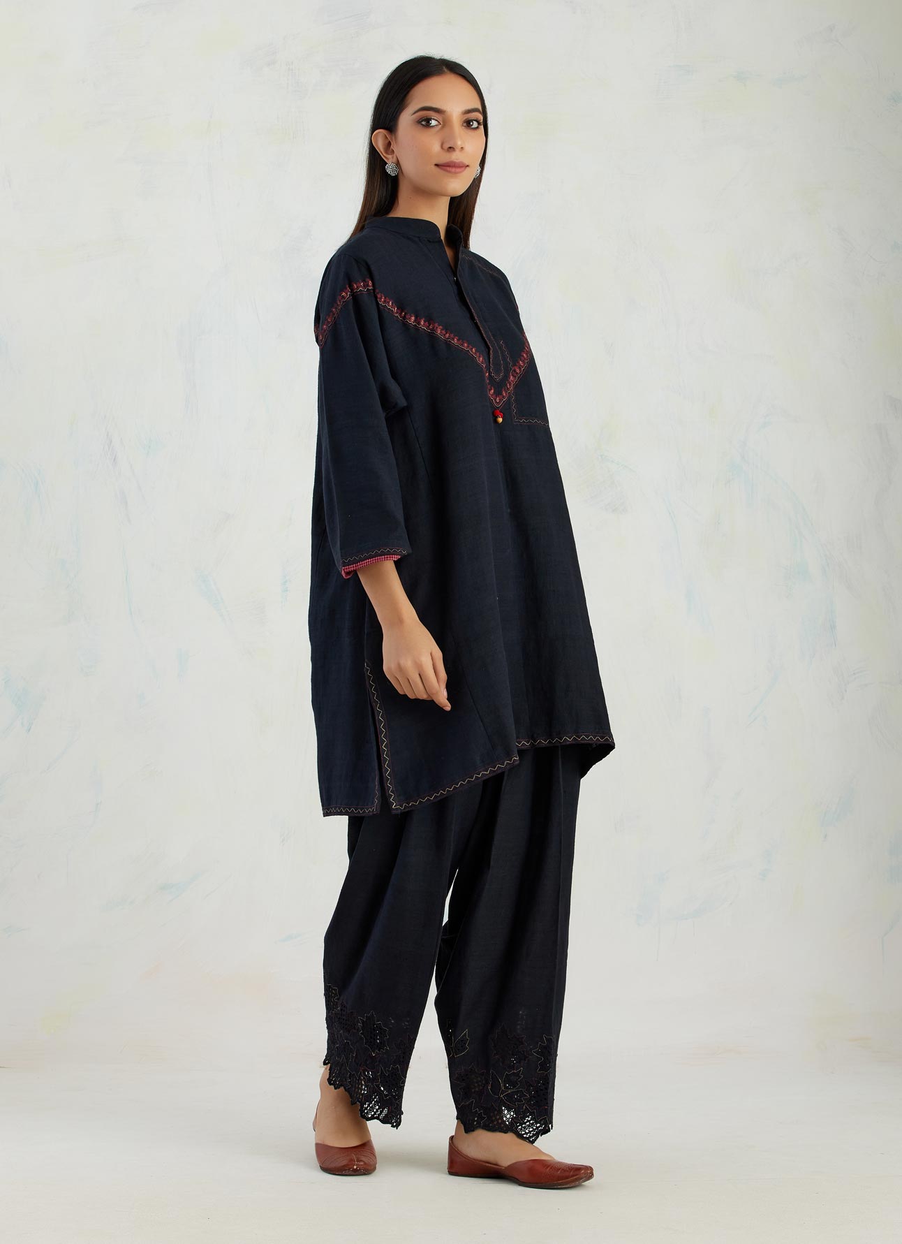 Chinar Black Kurta Set