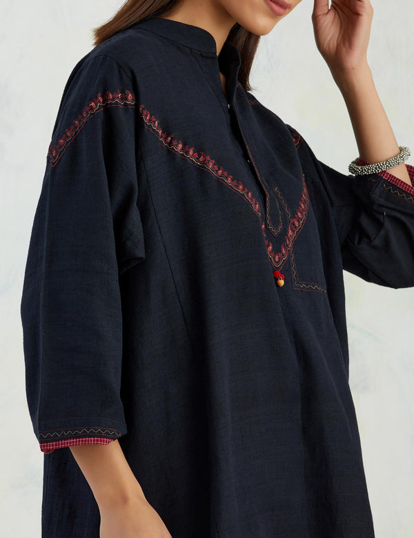 Chinar Black Kurta Set