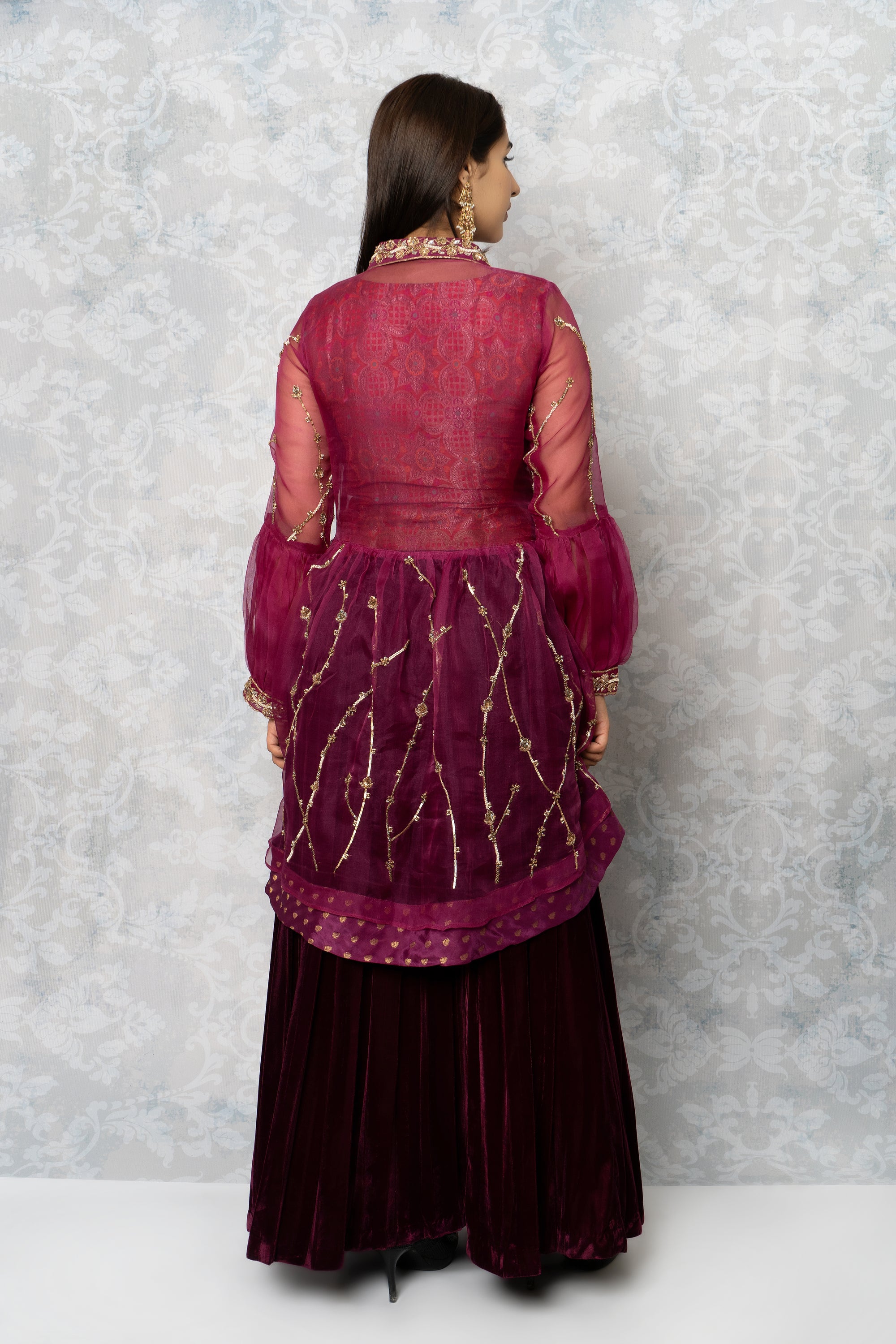 Nikusu - Shirt and Skirt