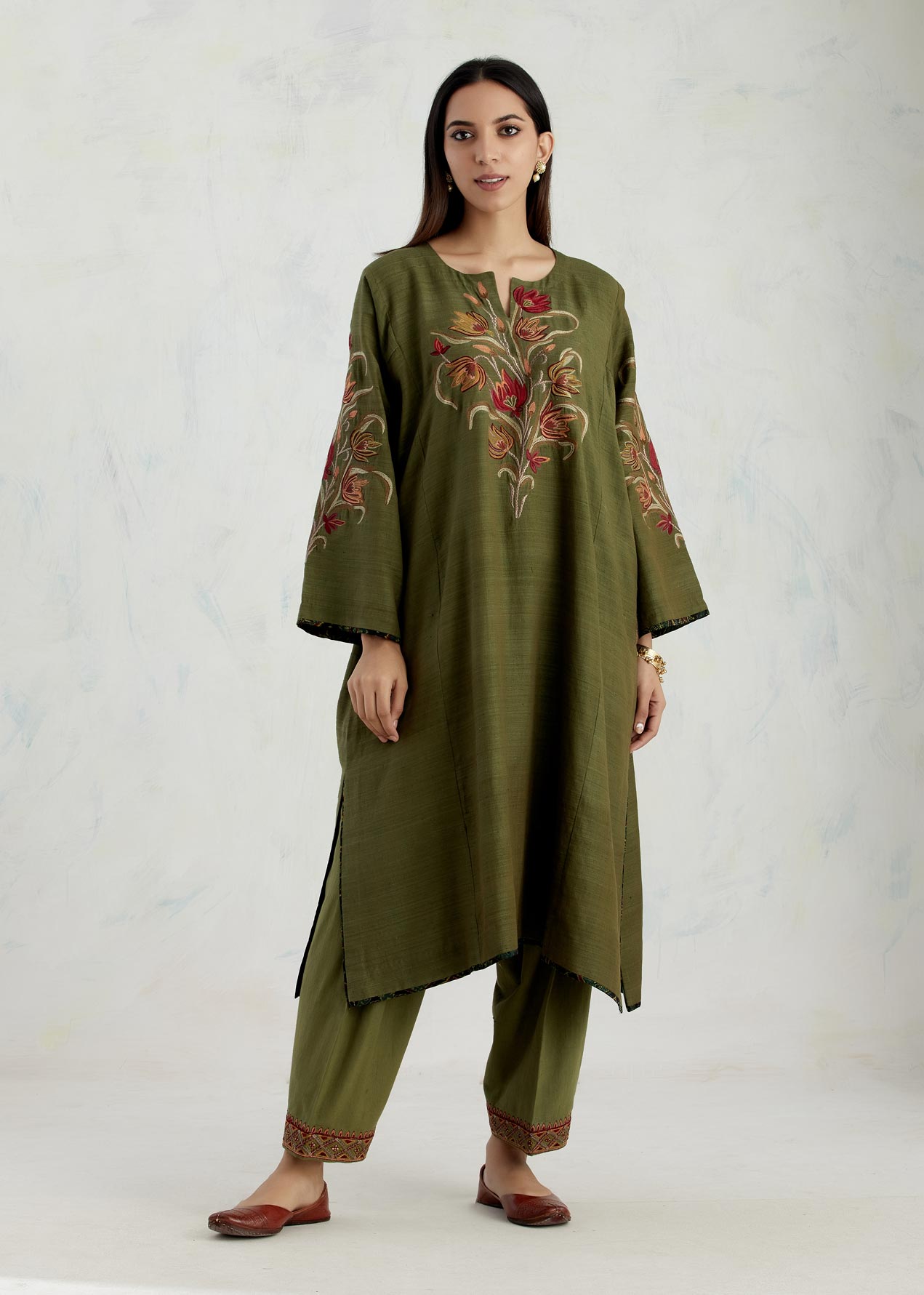 Kashida Phiran Set