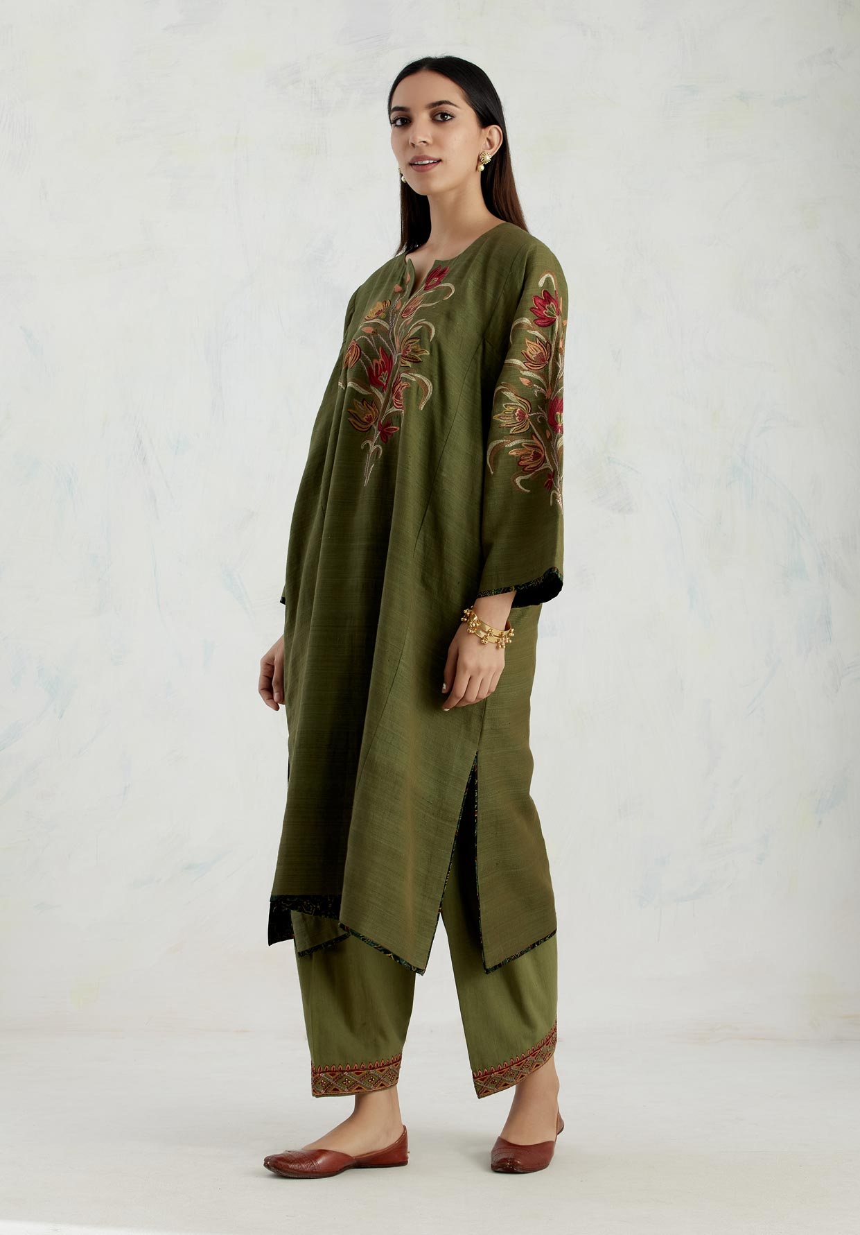 Kashida Phiran Set