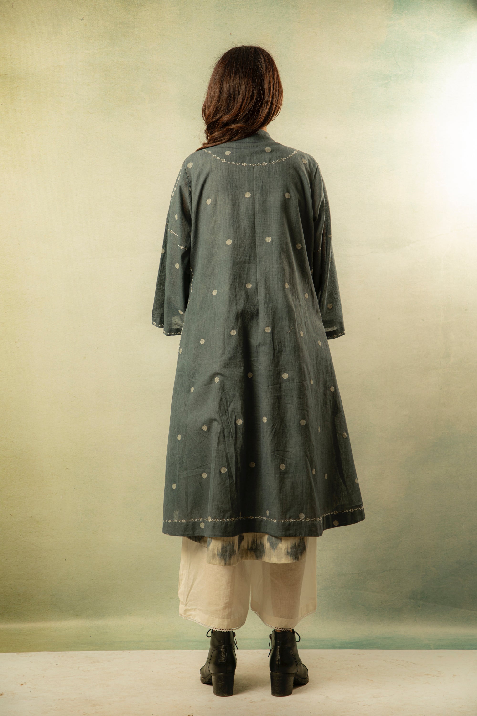 Grey Kimono Dots Overlay