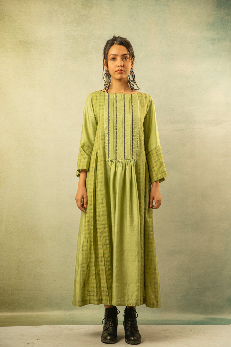 Green Prasine Dress